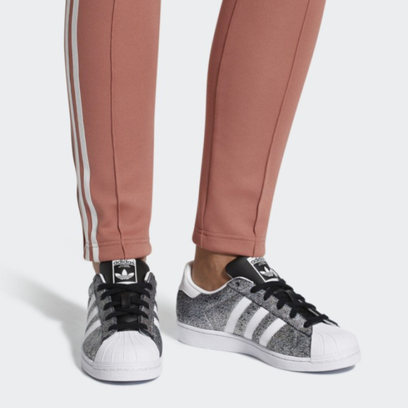 LAST ONE‼️ ADIDAS Originals Superstar Sneakers - Picture 5 of 6
